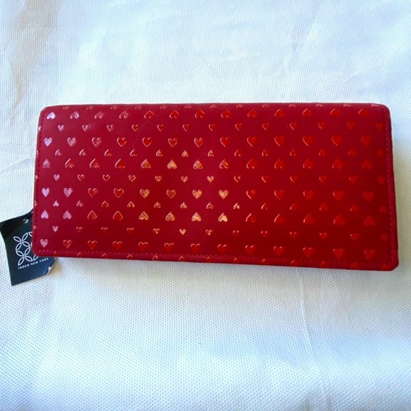 Inden Japanese Designer Handmade Lacquered Red Leather Heart Wallet - Picture 3 of 13